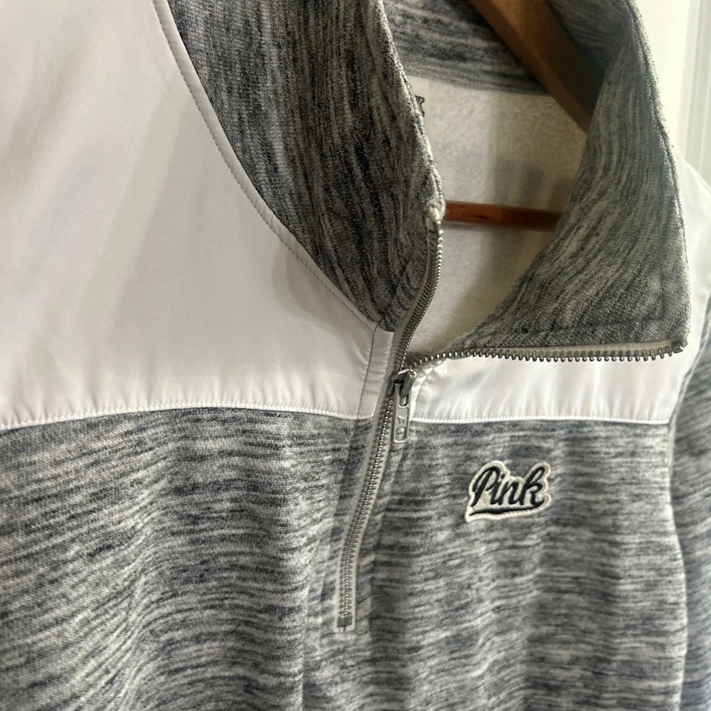 PINK Victoria's Secret size M  Gray and White quarter zip pullover LOVE PINK. - Picture 5 of 10